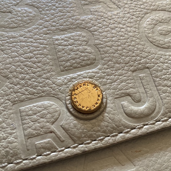 Marc Jacobs Wallet - Picture 3 of 5